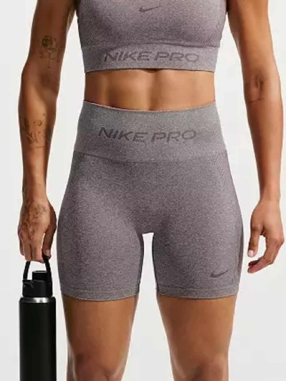 NWT Nike Pro Seamless Dri-Fit High Waisted 5” Biker Shorts